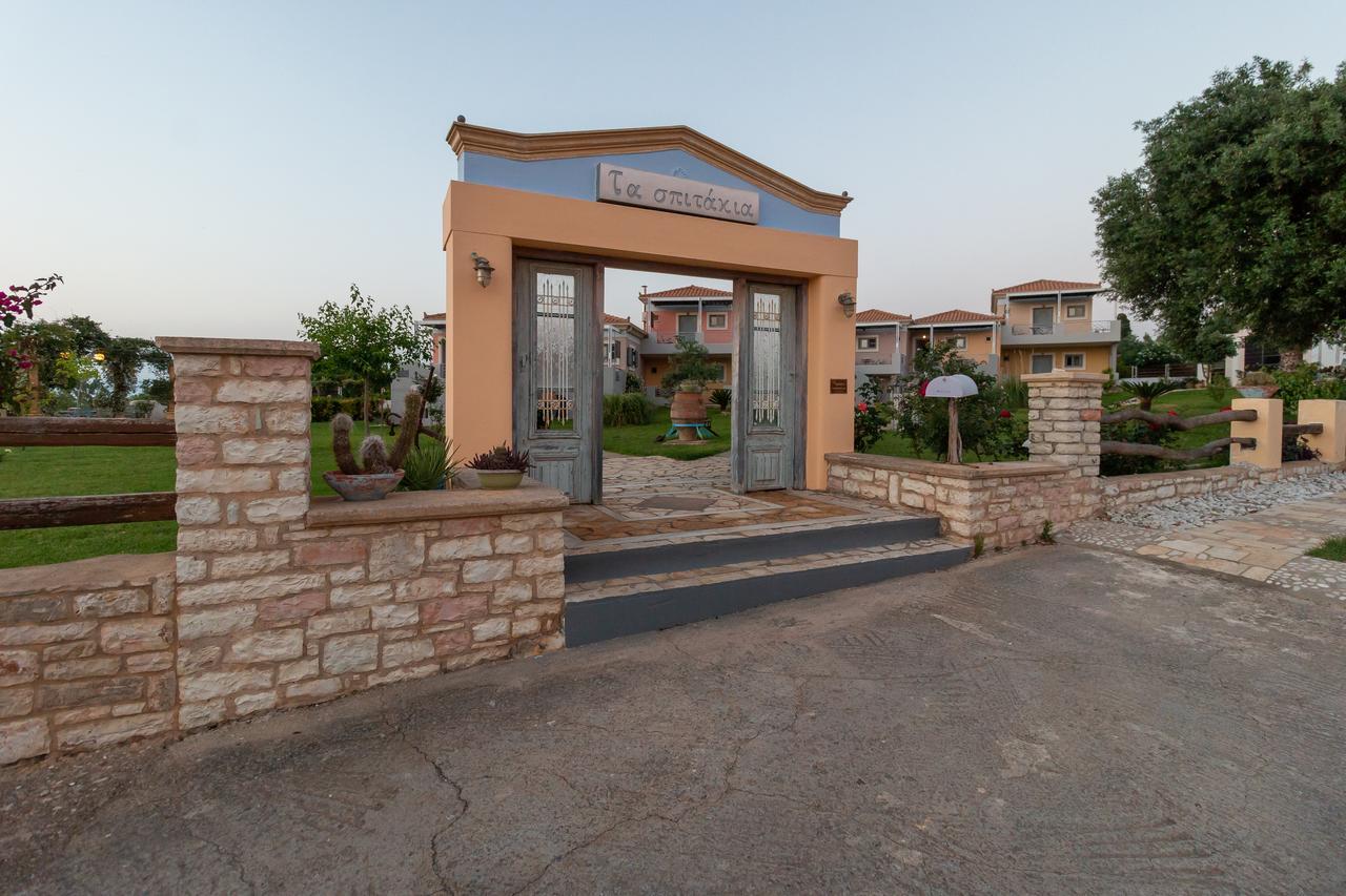 Ta Spitakia Tsarbopoulos Kyparissia Dış mekan fotoğraf