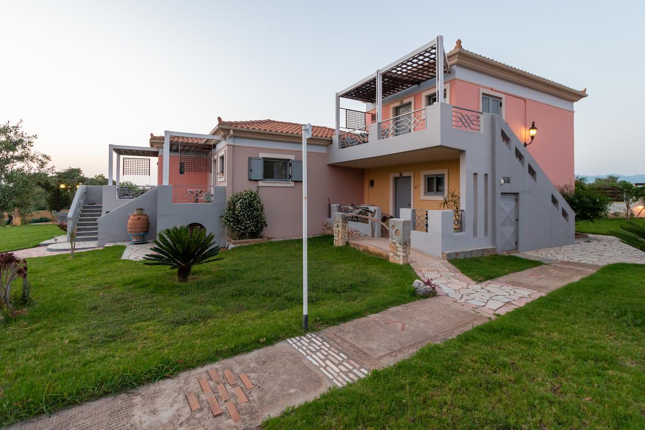 Ta Spitakia Tsarbopoulos Kyparissia Dış mekan fotoğraf