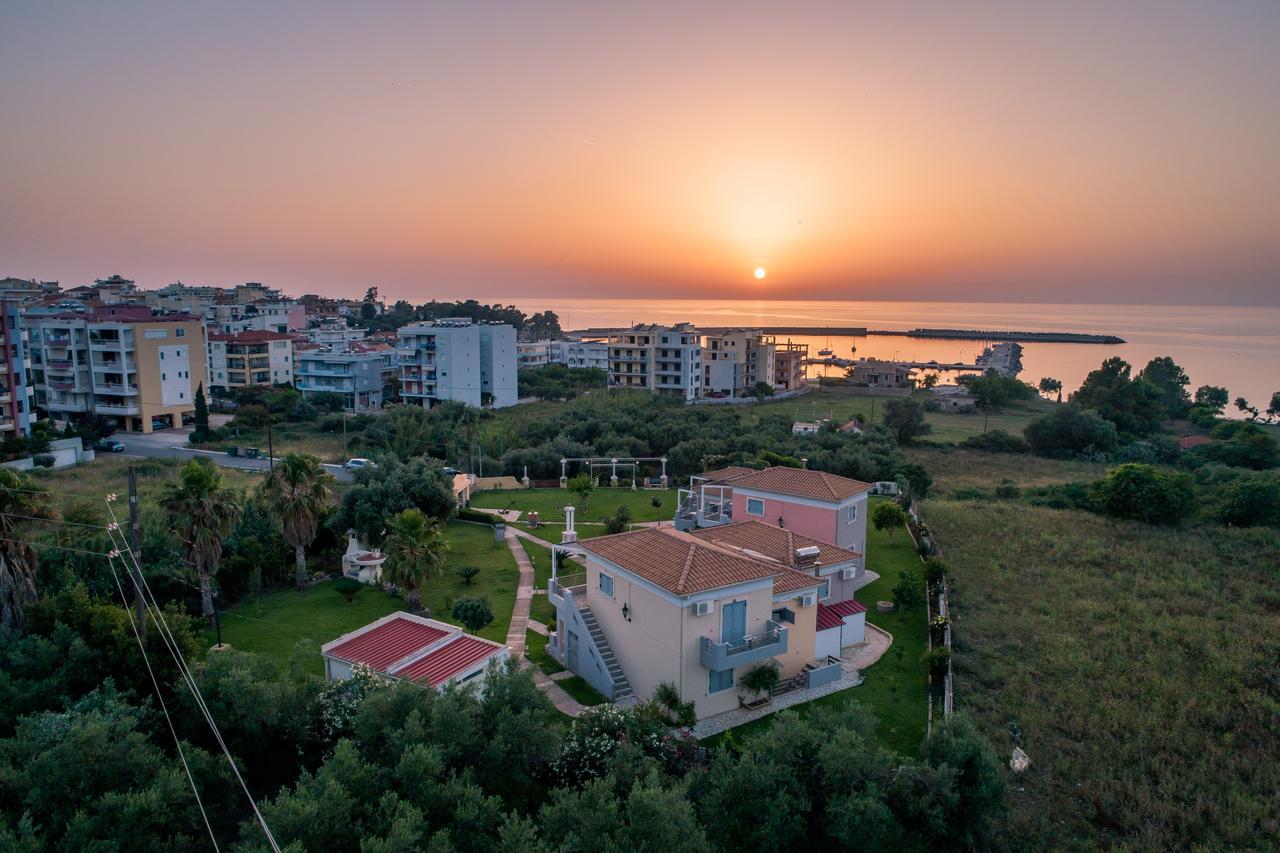 Ta Spitakia Tsarbopoulos Kyparissia Dış mekan fotoğraf