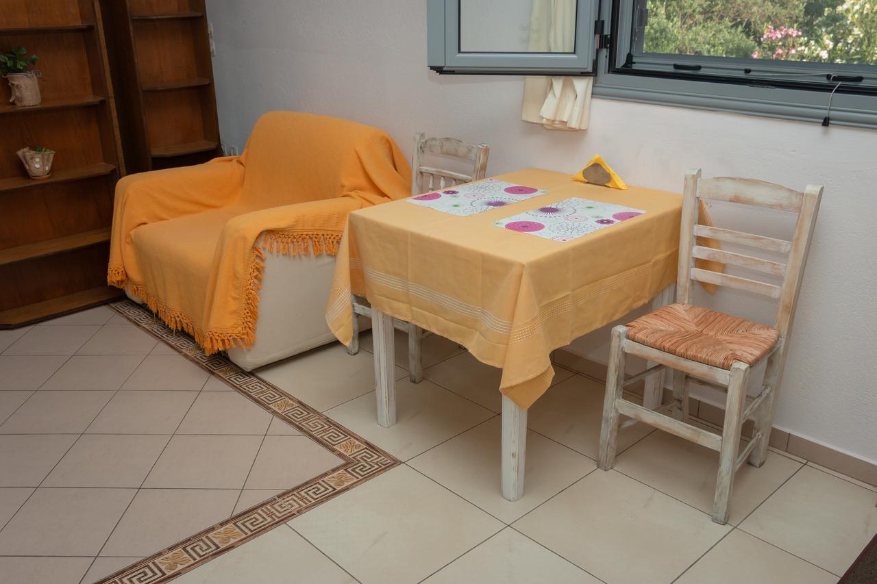 Ta Spitakia Tsarbopoulos Kyparissia Dış mekan fotoğraf
